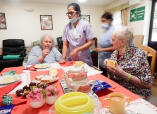 Abbey Care Complex Care Home 23 29 Abbey Road Newbury Park Ilford London Ig2 7ne 26 Reviews