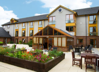 Mulberry Court, Luton, Bedfordshire