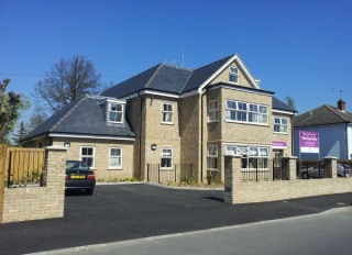 Brook House Nursing Home 8a Nelson Road New Malden London Kt3 5ea 79 Reviews