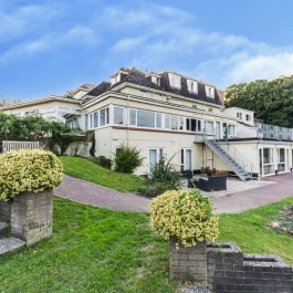 Bascombe Court