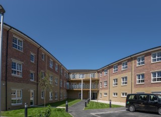 Kincairney House